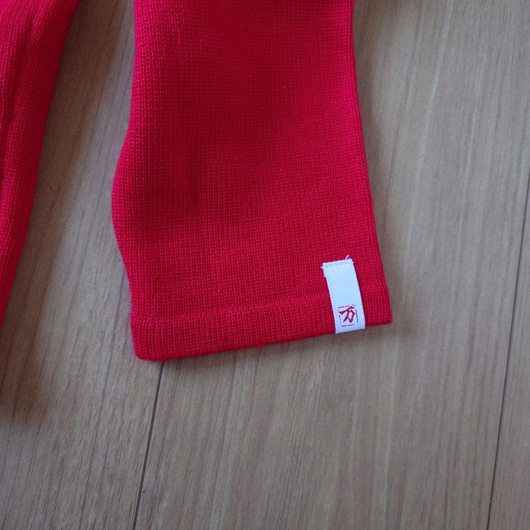 DESCENTE GOLF　赤いハーフジップ長袖セーター