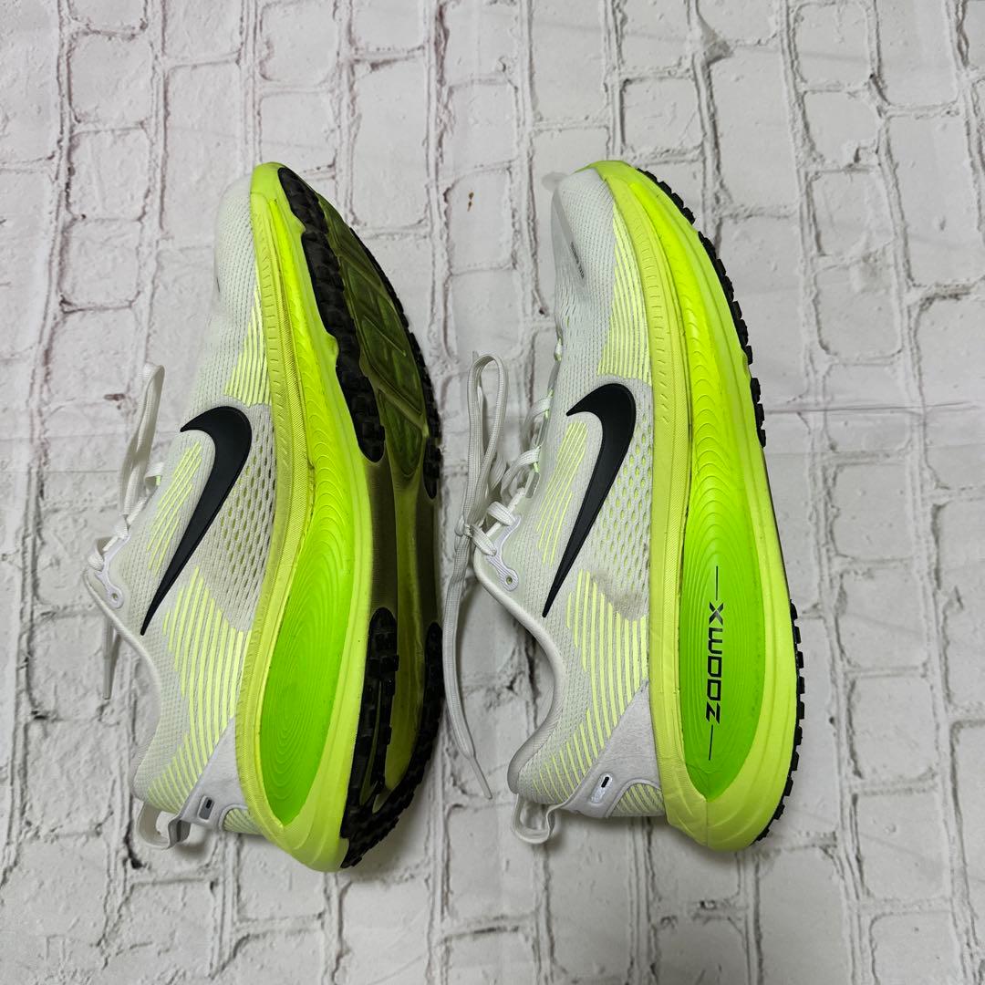 よ*手様 NIKE ボメロ18