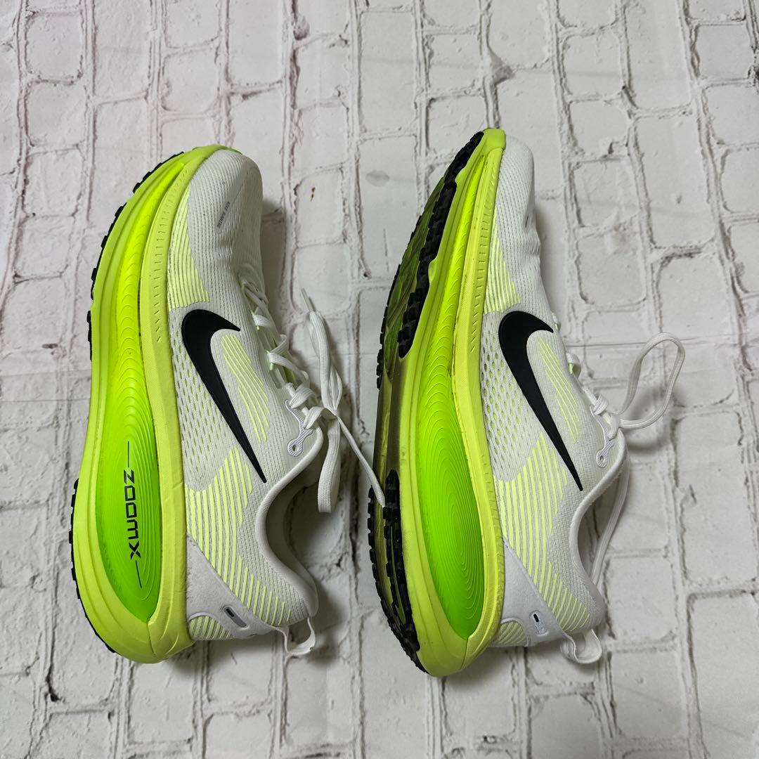 よ*手様 NIKE ボメロ18