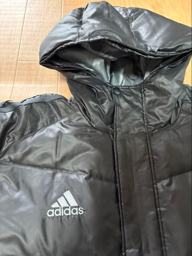 adidas ブラック ベンチコート