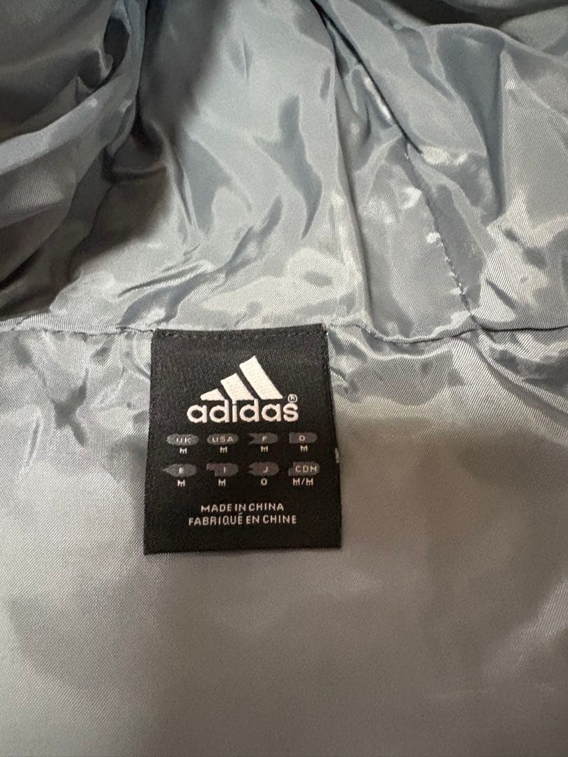 adidas ブラック ベンチコート