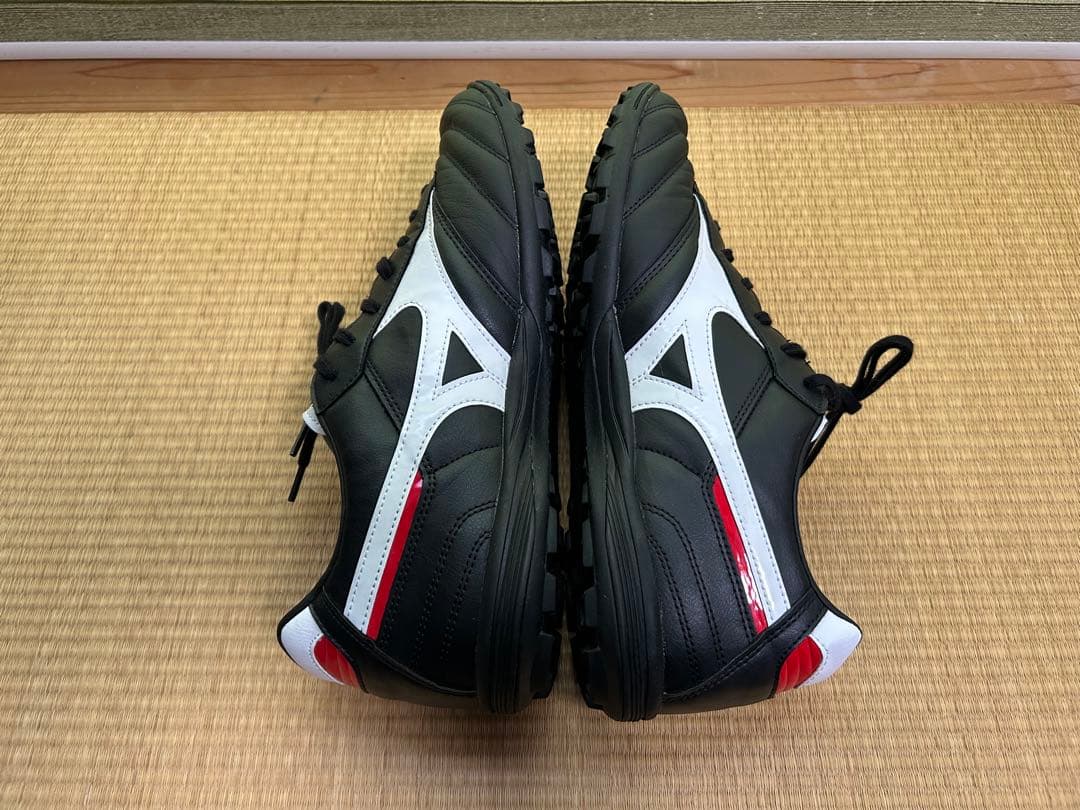 美品 ◇ミズノMIZUNO モレリア TF フットサル　トレーニング　28.0