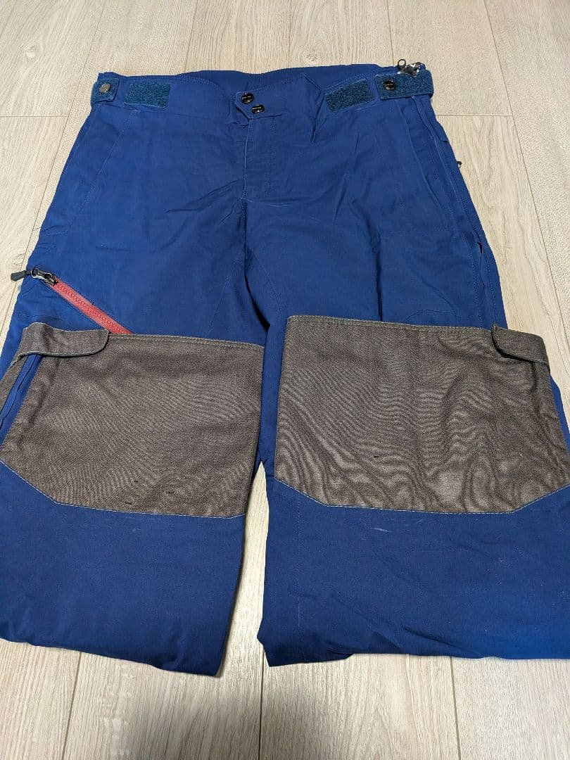 週末セール致します　FABLICE 防水イエロージャケット