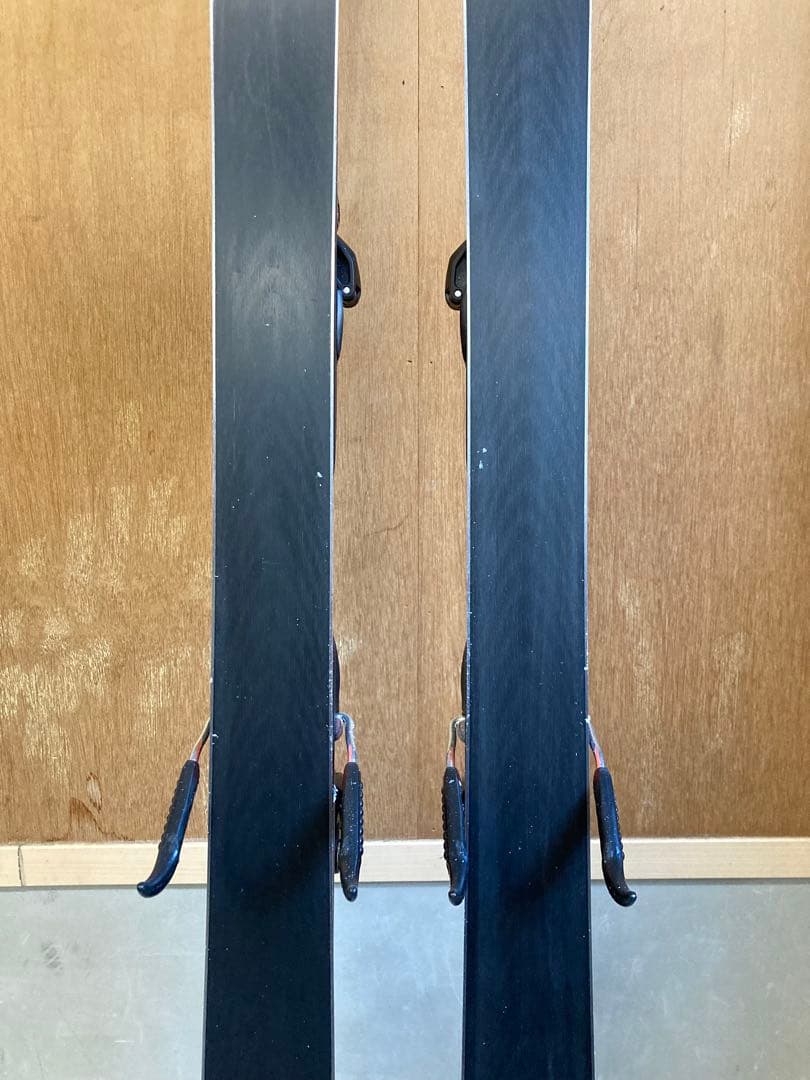 Atomic Redster X9i REVO スキー板166cm