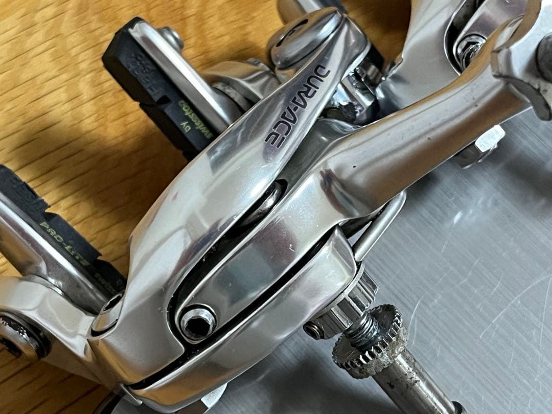 DURA-ACE BR-7700キャリパーブレーキ シルバー
