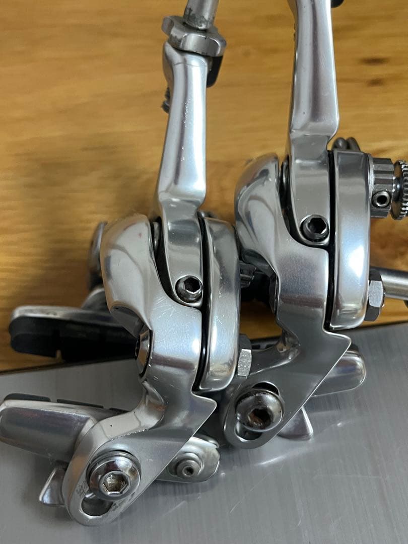 DURA-ACE BR-7700キャリパーブレーキ シルバー