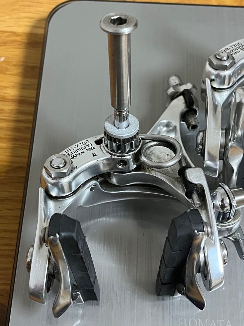 DURA-ACE BR-7700キャリパーブレーキ シルバー
