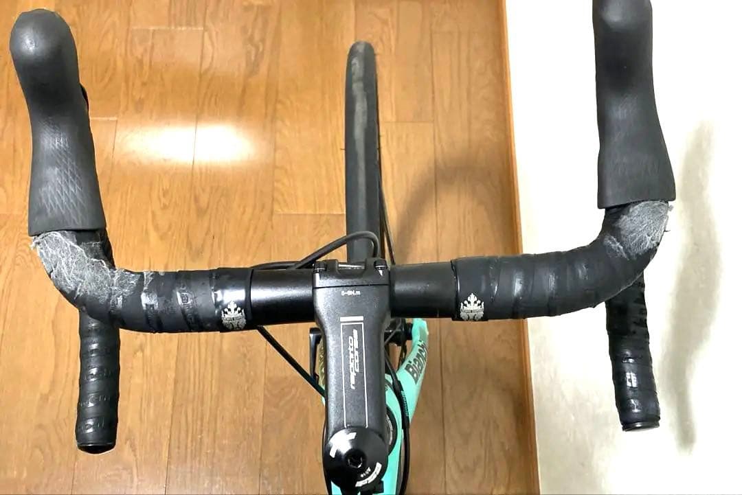 Bianchi OLTRE XR3 DISC 2019年モデル ロードバイク