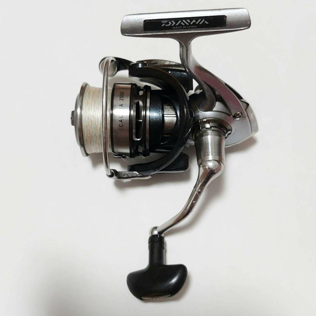【無言購入OK】DAIWA カルディア2500 PEとリーダー巻き付け済み