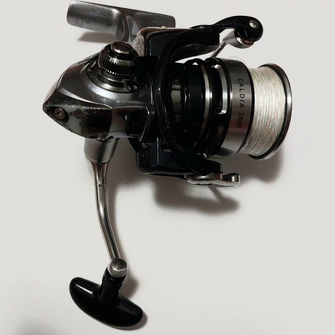 【無言購入OK】DAIWA カルディア2500 PEとリーダー巻き付け済み