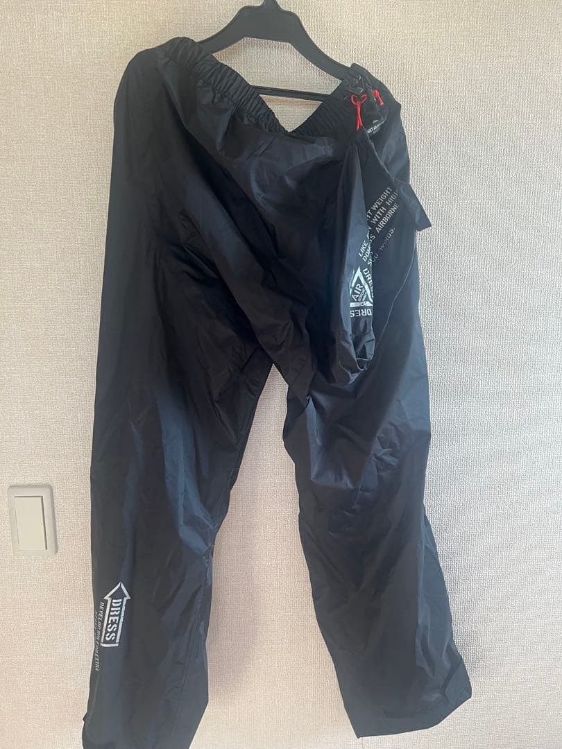 三連休のみ値下げ新品上下セットDRESS AIR レインウェア 黒Lサイズ