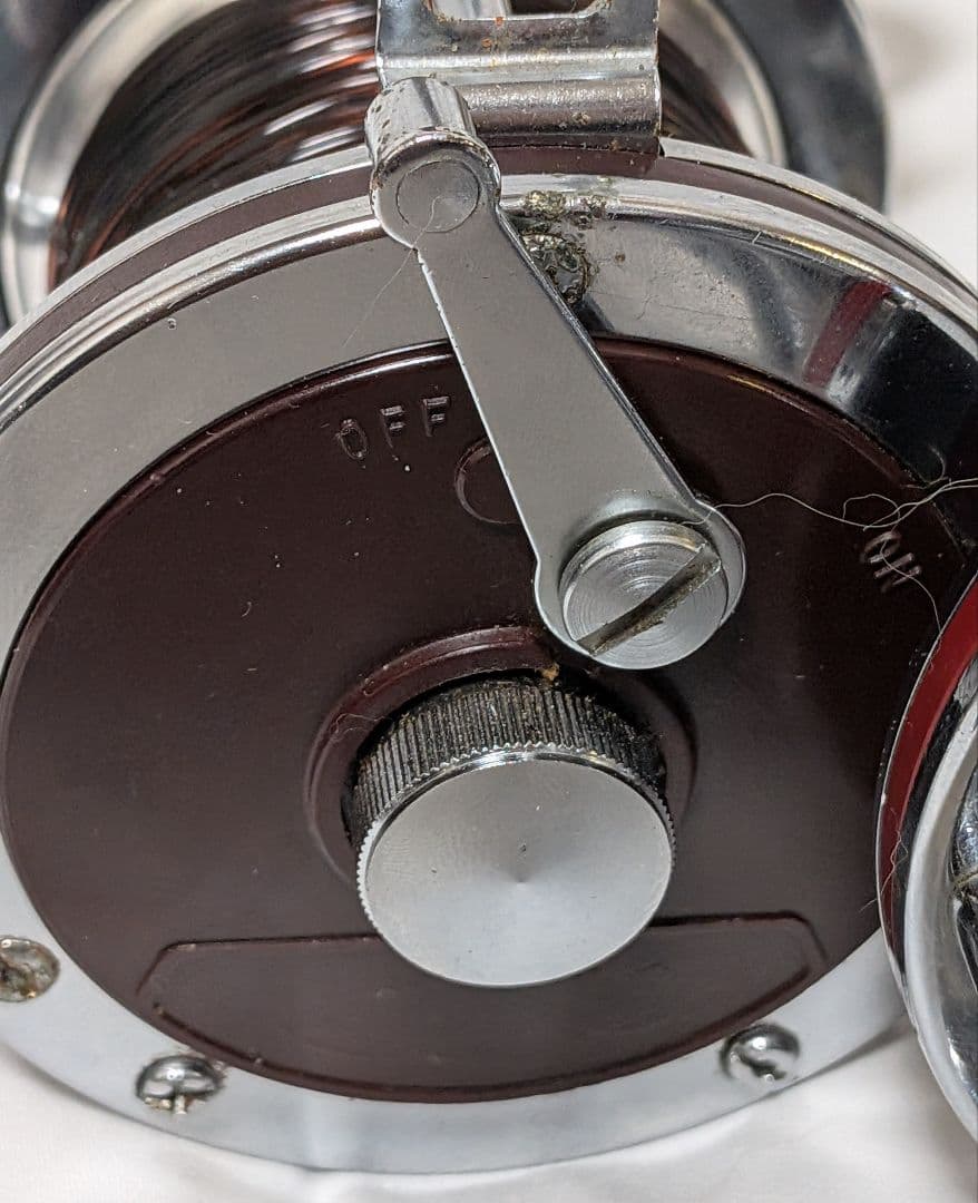ペンリールスペシャルセネター112H3/0&ダイワシーライン250両軸リール