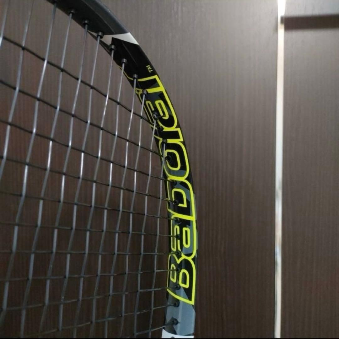 テニスラケット　Babolat PURE AERO ピュアアエロ　2023