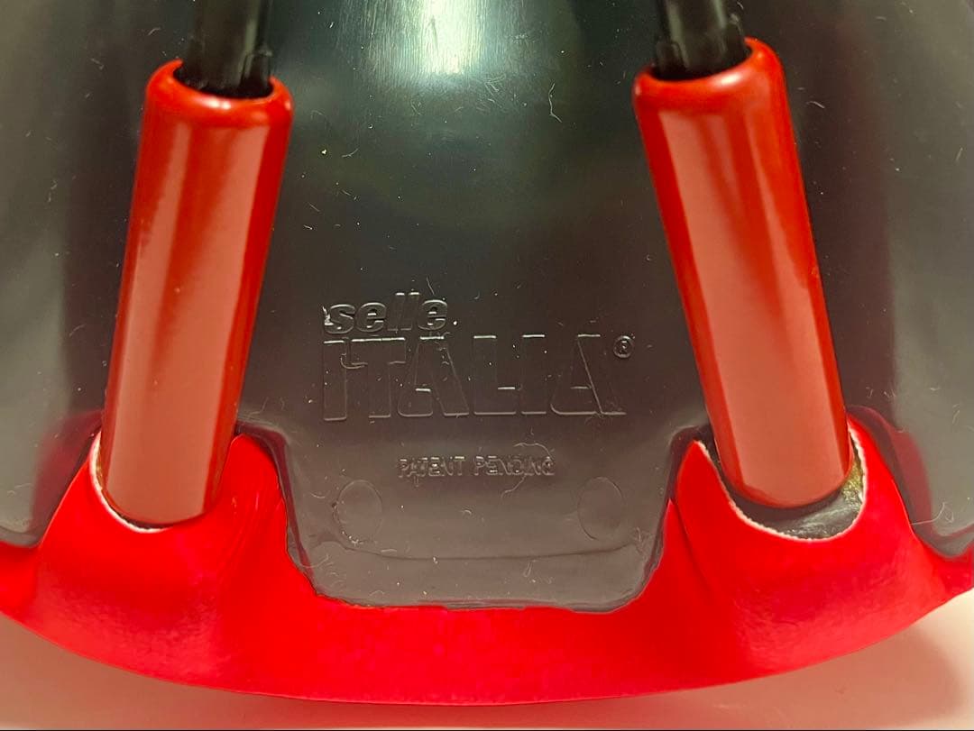 【未使用品】Selle ITALIA d.s.a. 搭載サドル