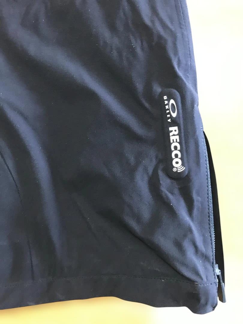 春スキー!オークリー３レイヤー　ストレッチパンツ　ブラック　Mサイズ美品