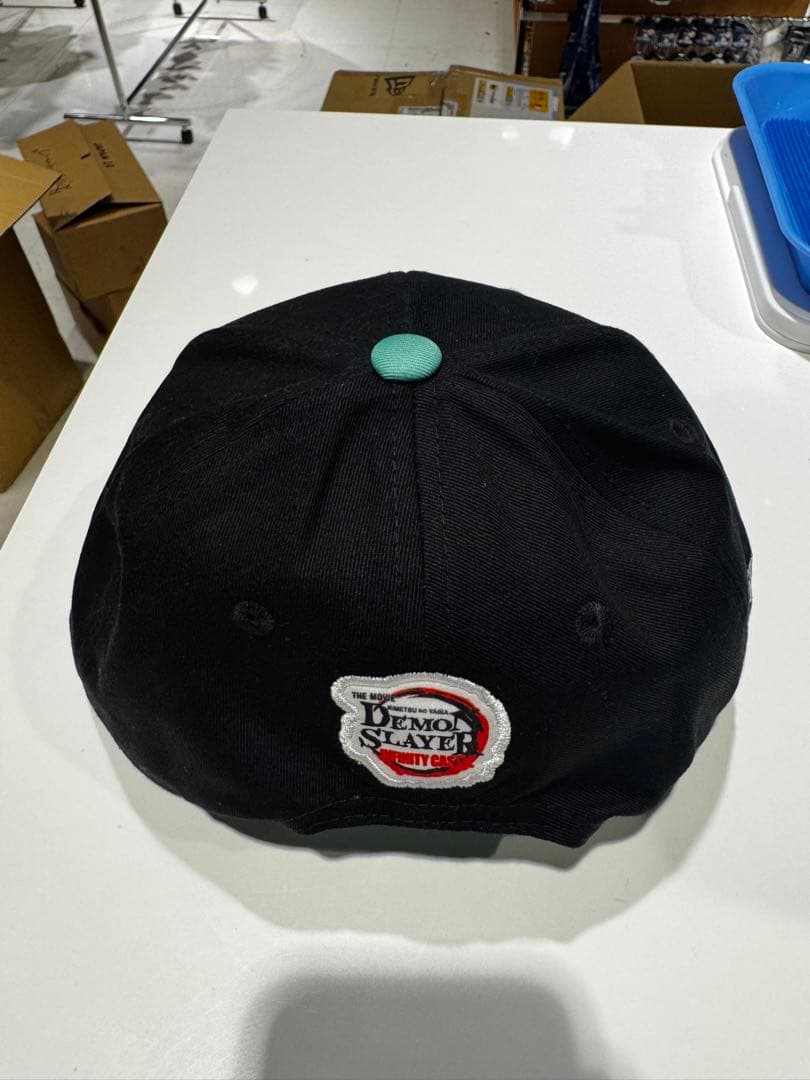 鬼滅の刃 LA キャップ 球場配布の限定品　新品未使用タグ付き