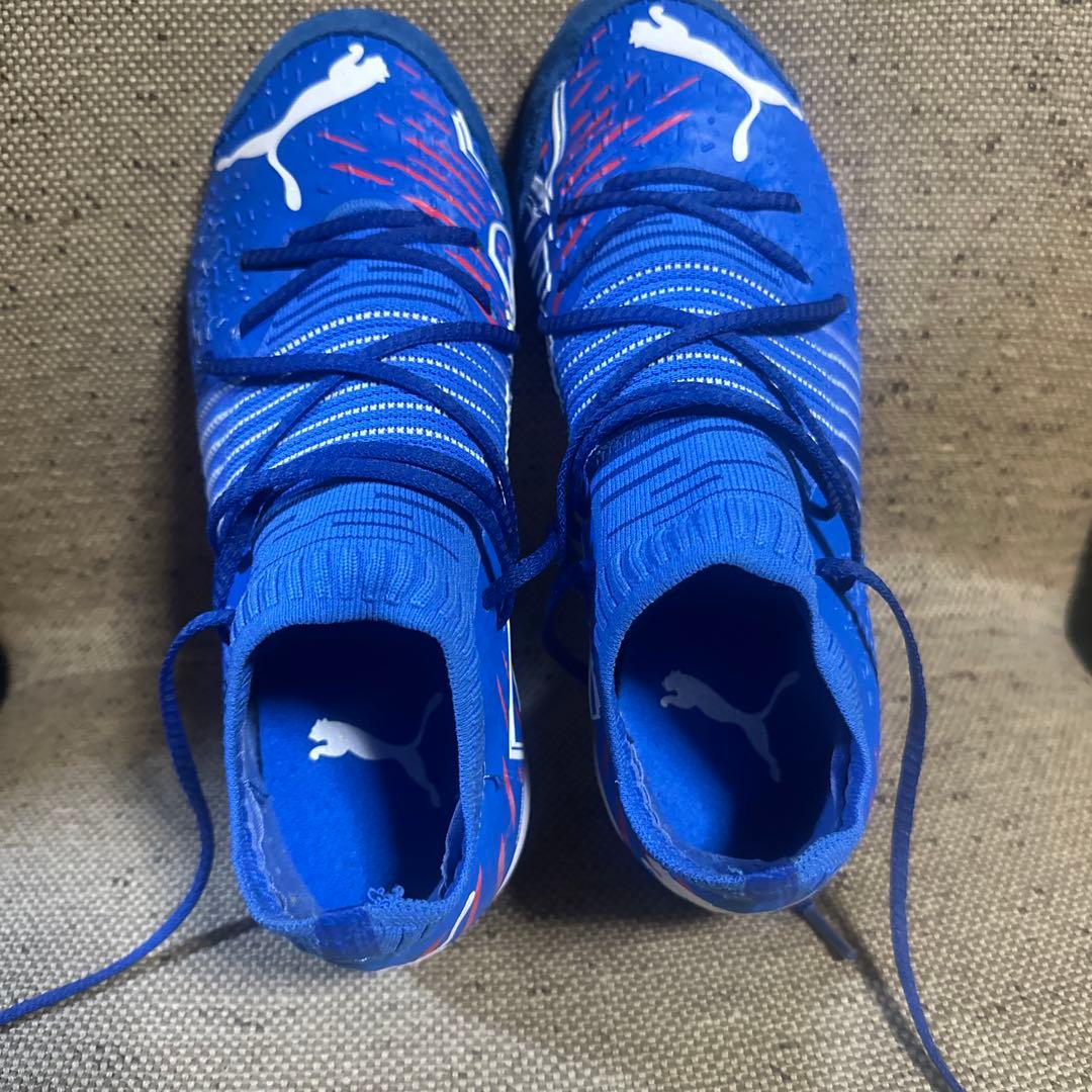 PUMAフットサルシューズ FUTURE ULTRA セットproモデル25cm