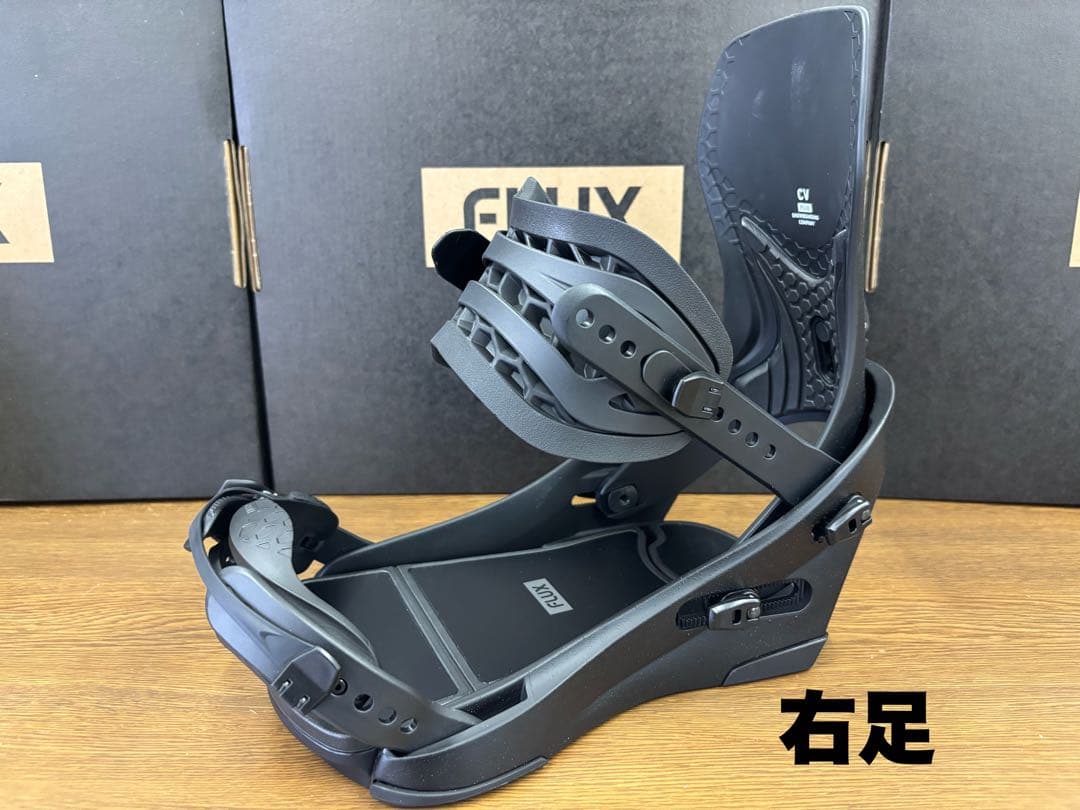 FLUX / CV / BLK / Mサイズ　新品未使用