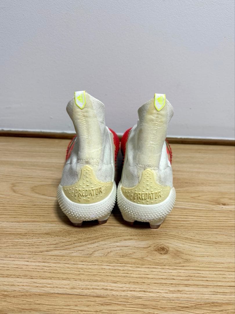 adidas サッカースパイク　プレデター　28cm