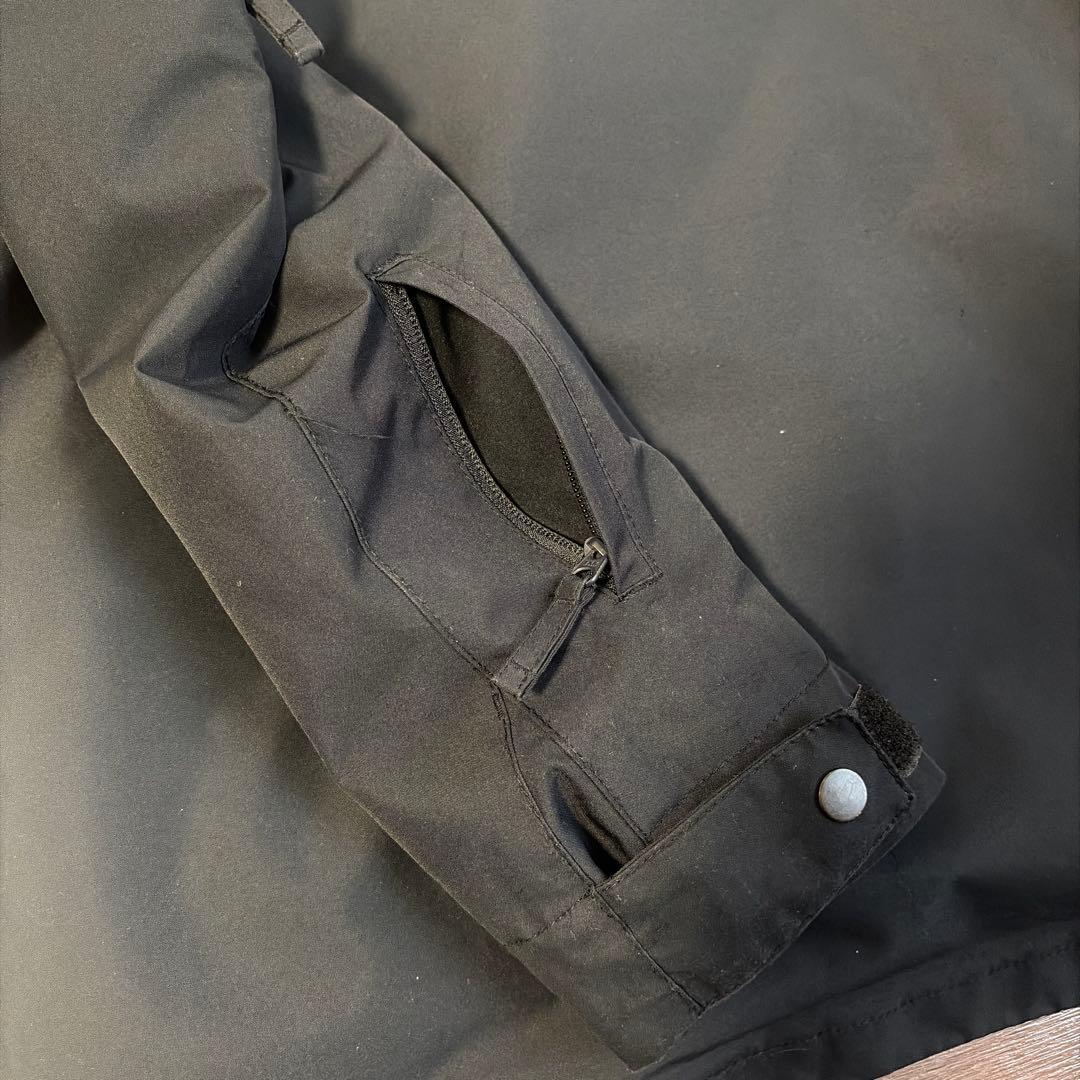 Quiksilver スノボードウェア