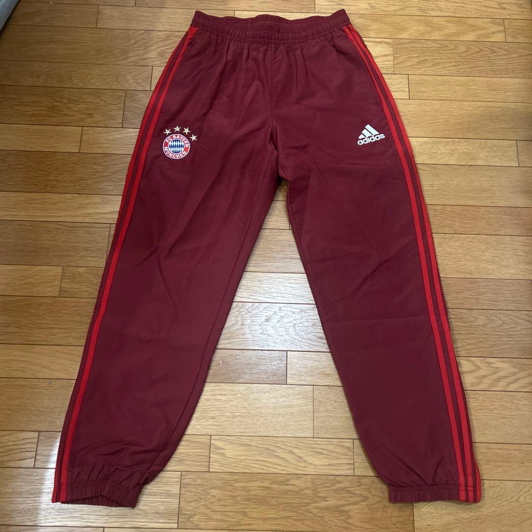 adidas バイエルンミュンヘン 15-16 プレゼンテーションスーツ再出品
