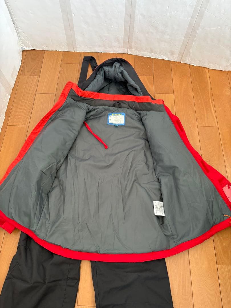 DESCENTE デサント ジュニアスキーウェア 上下 160サイズ（調整可）