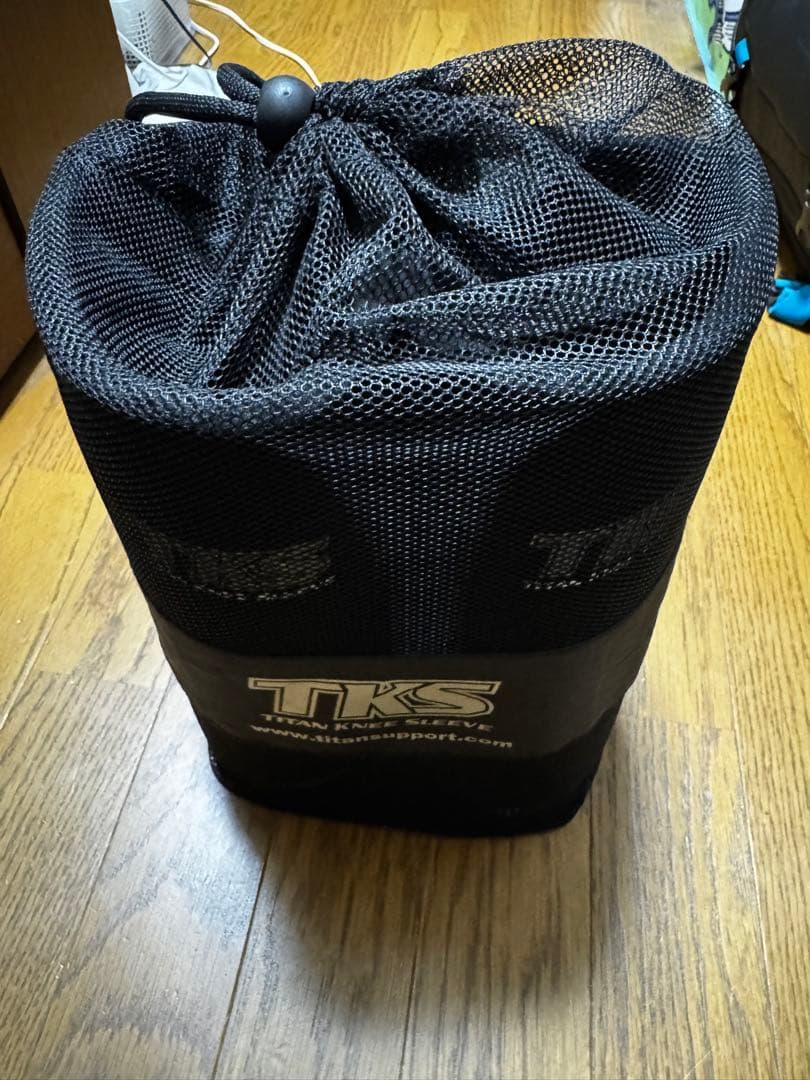 タイタン TITAN TKS ニースリーブMサイズ