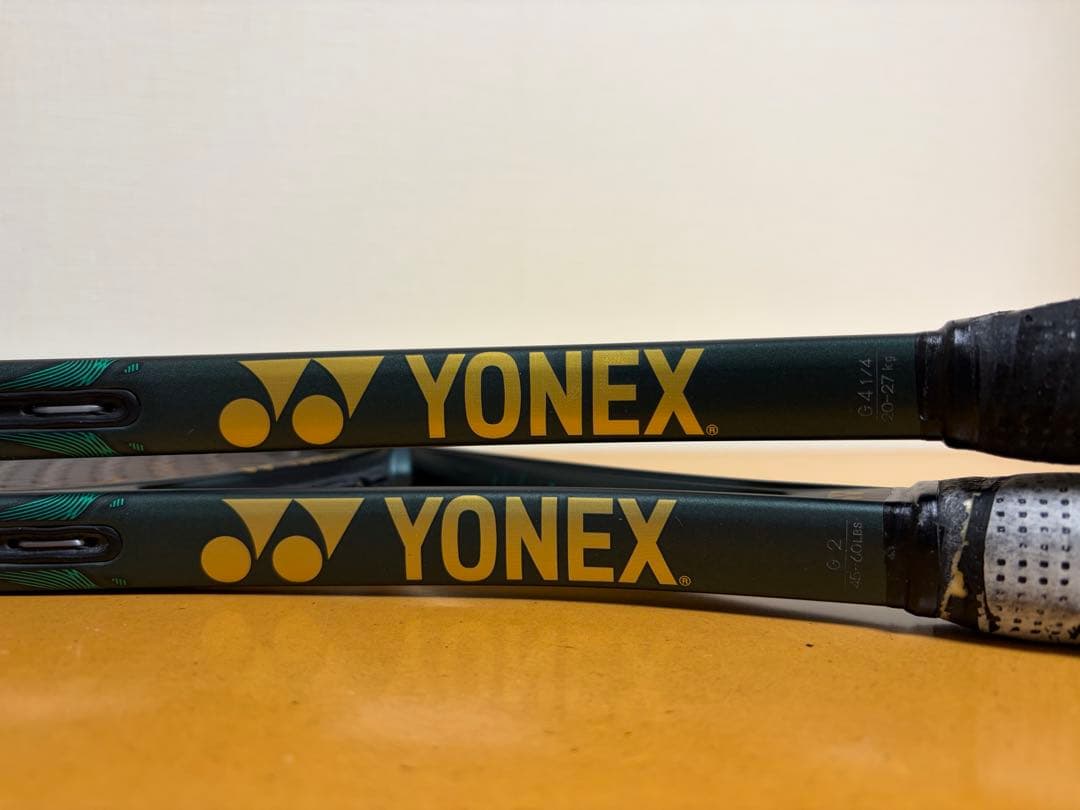 YONEX VCORE PRO97G2ラケット 2本セット