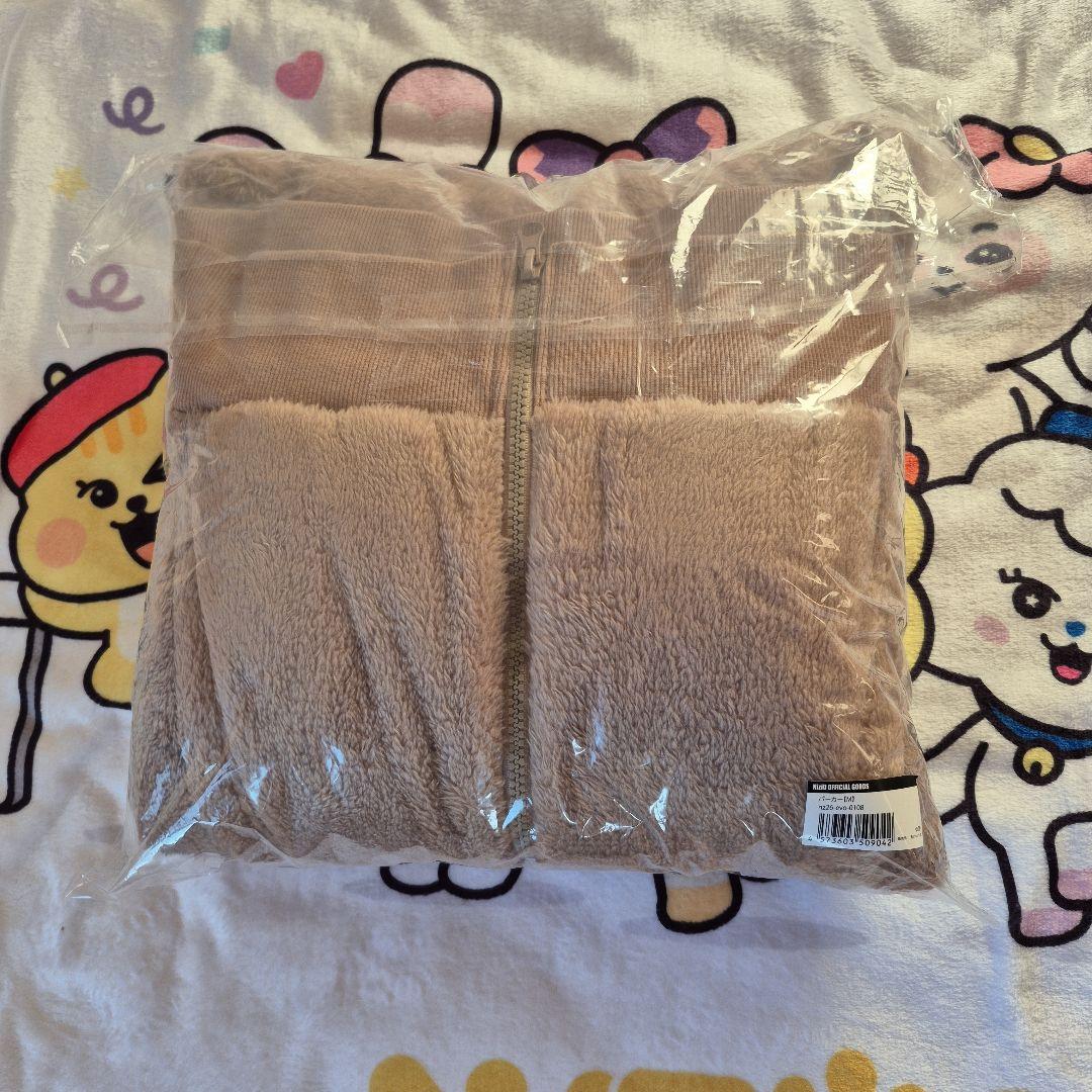NiziU NEW EvoNUtion HOODIE フーディー　パーカー M