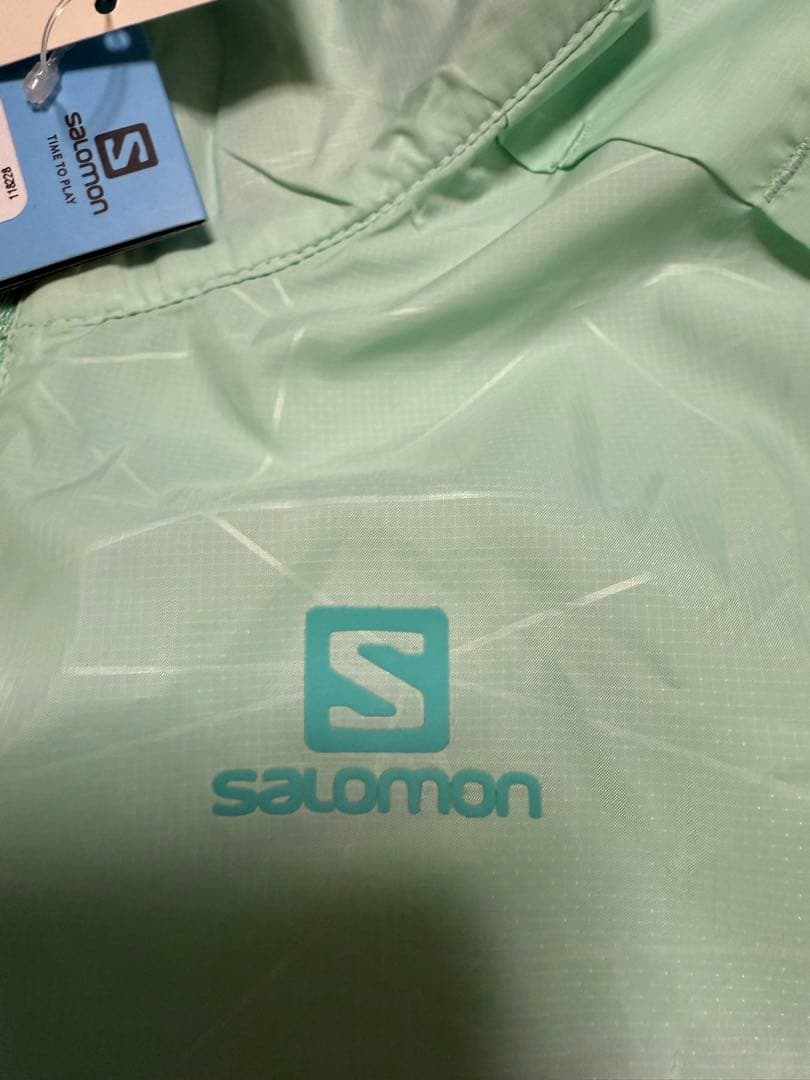 Salomon ミントグリーン　ウインドブレーカー WIND JACKET