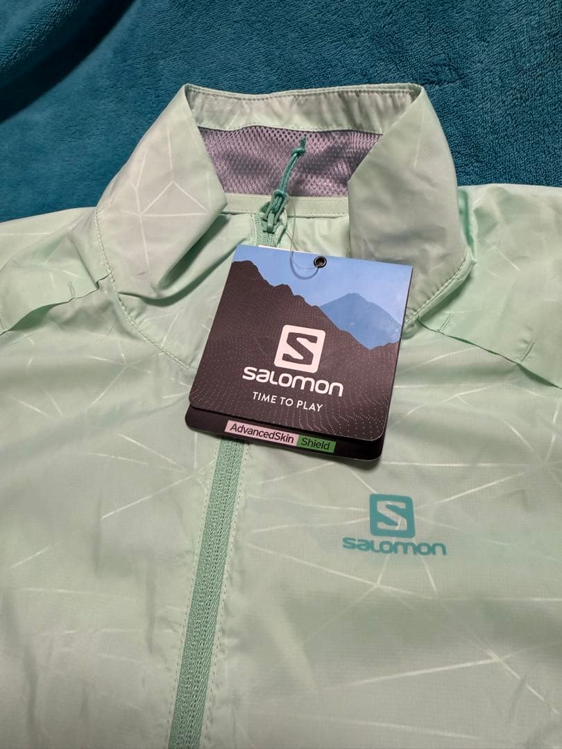 Salomon ミントグリーン　ウインドブレーカー WIND JACKET