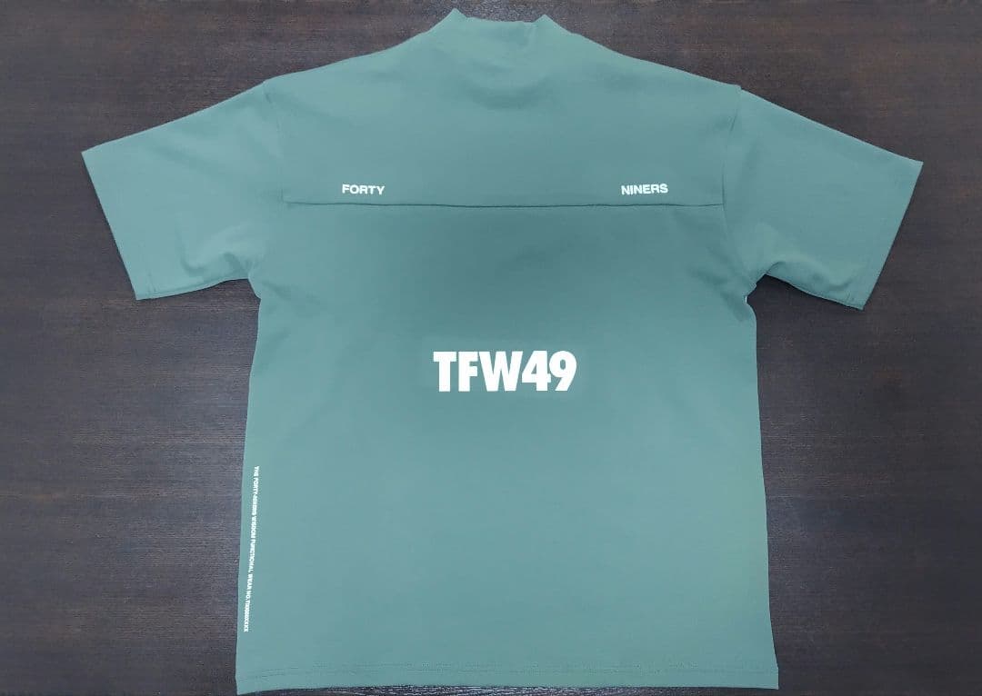【新品未使用】WEB完売品　TFW49グリーン　モックネックシャツ裏起毛Lサイズ