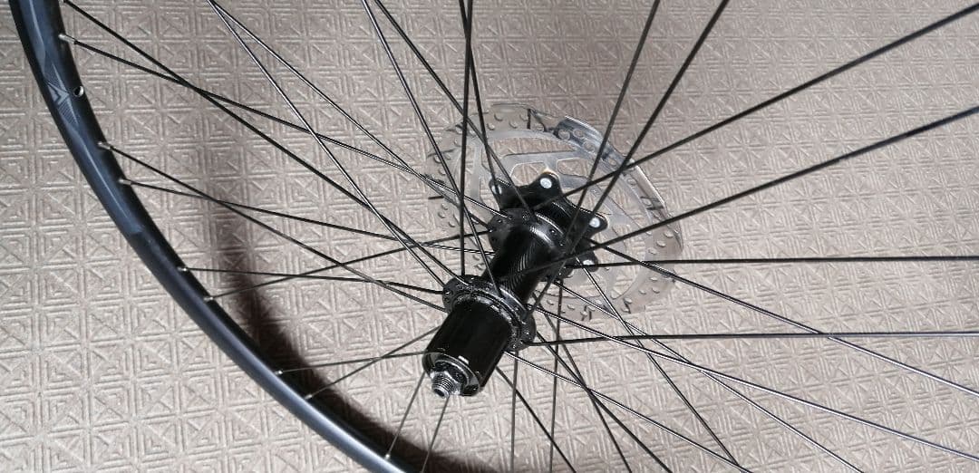 700cディスクホイール　MERIDA COMP 完成車取り外し ローター付属