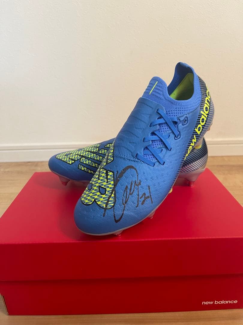 New Balance 大久保智明選手　サインシューズ　柏レイソル　元浦和レッズ