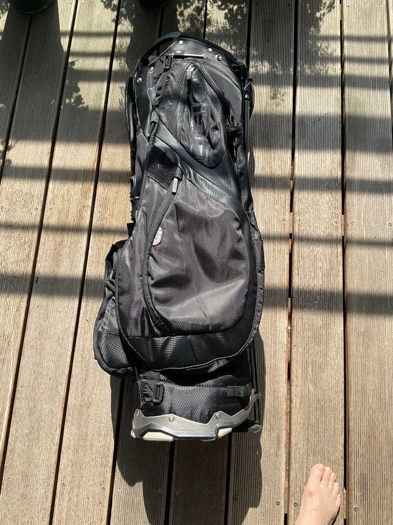 OGIO オジオ スタンド式 キャディバッグ 軽量 口枠多分割 ゴルフバッグ