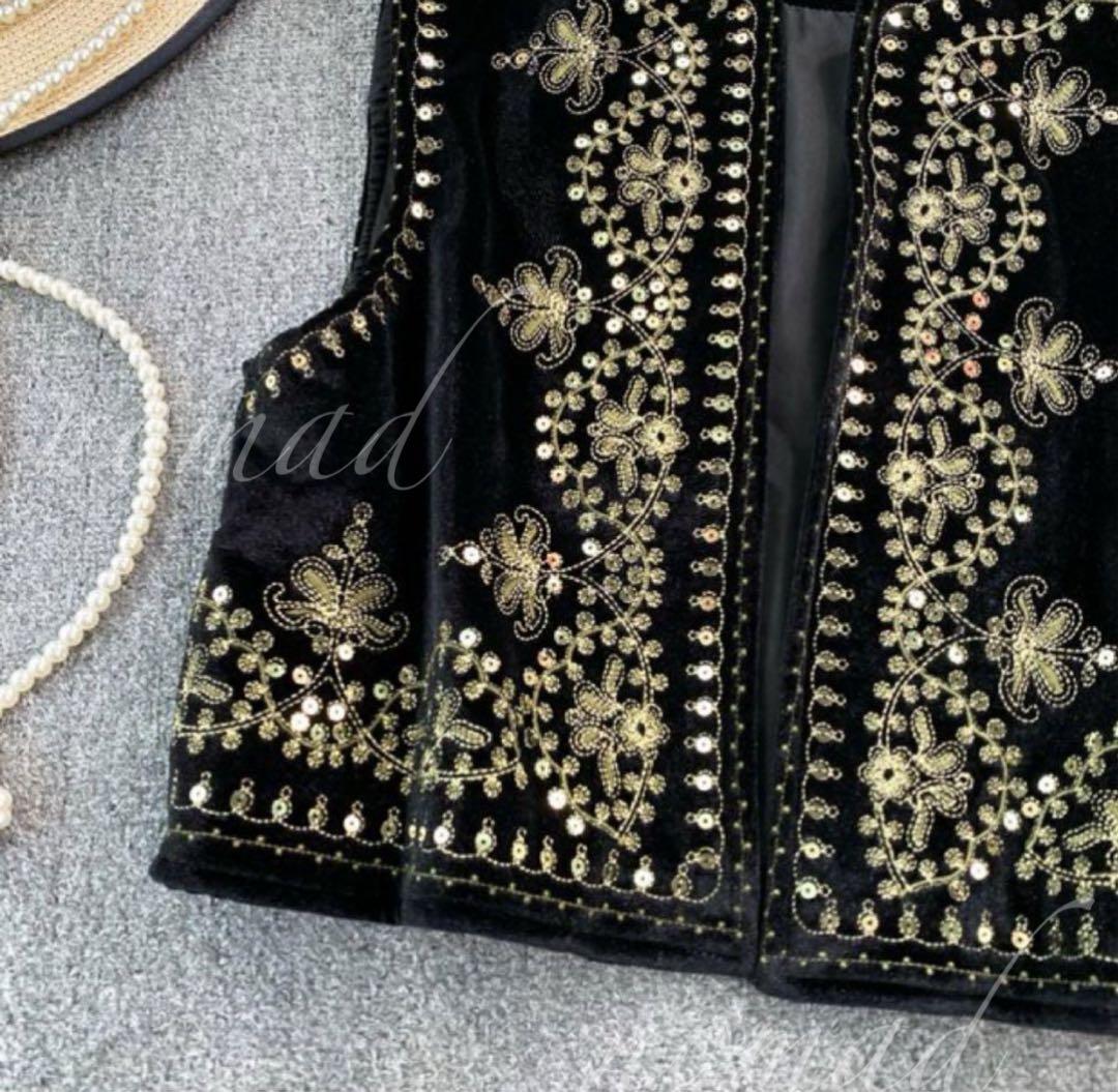 【フラメンコ チャレコ】 衣装 刺繍ベスト ビスチェ スパンコール チョッキ 花