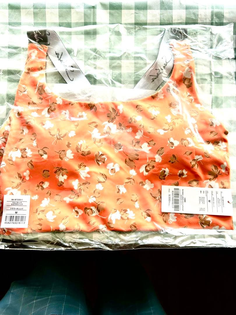 【SUKALA】Yストラップロゴブラトップ新品未使用M サイズ、バーム付き お得