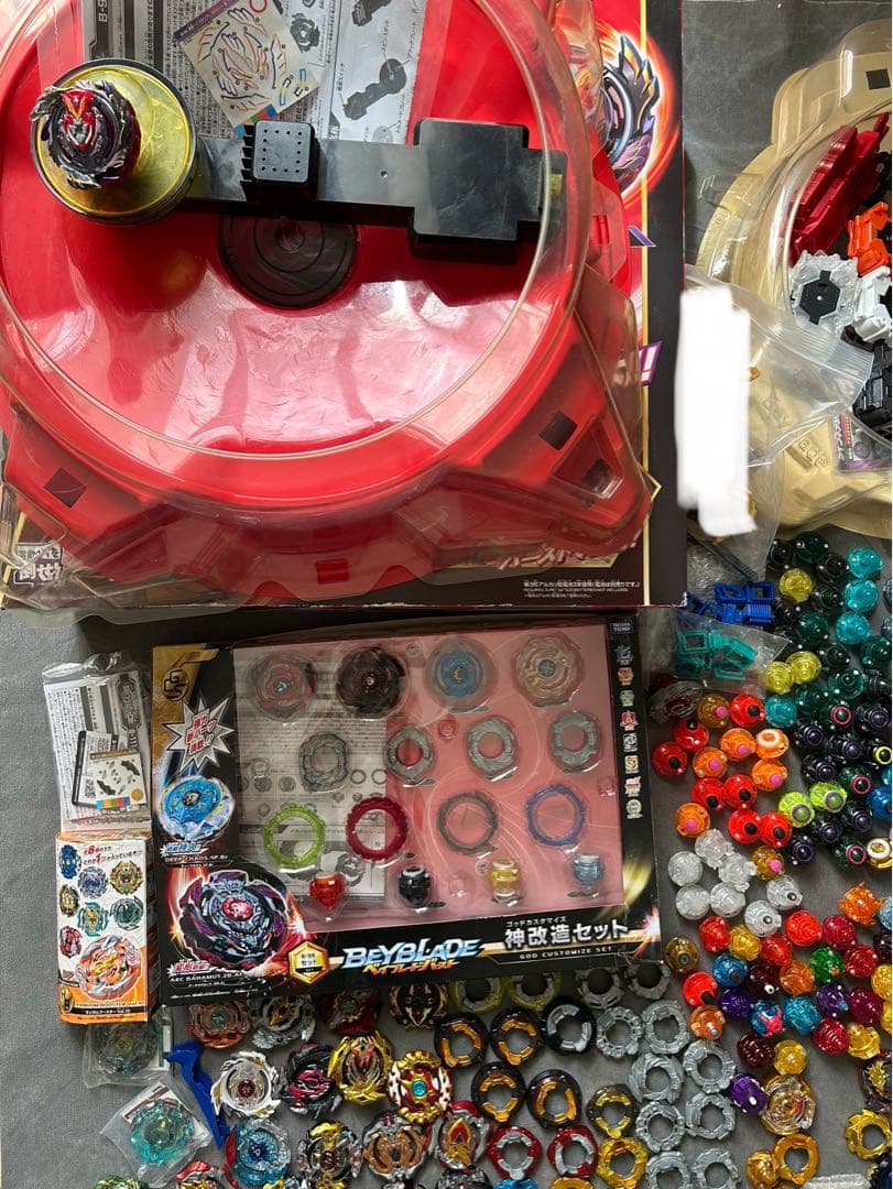 ベイブレードバースト　まとめ売り 引退品 大量