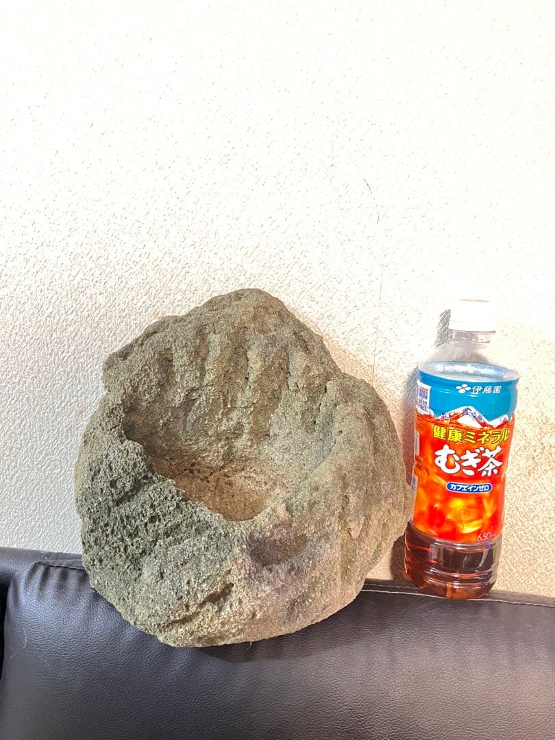 山渓鉢　軽石鉢　ガーデニング　苔　山野草　盆栽　多肉植物　テラリウム　溶岩石