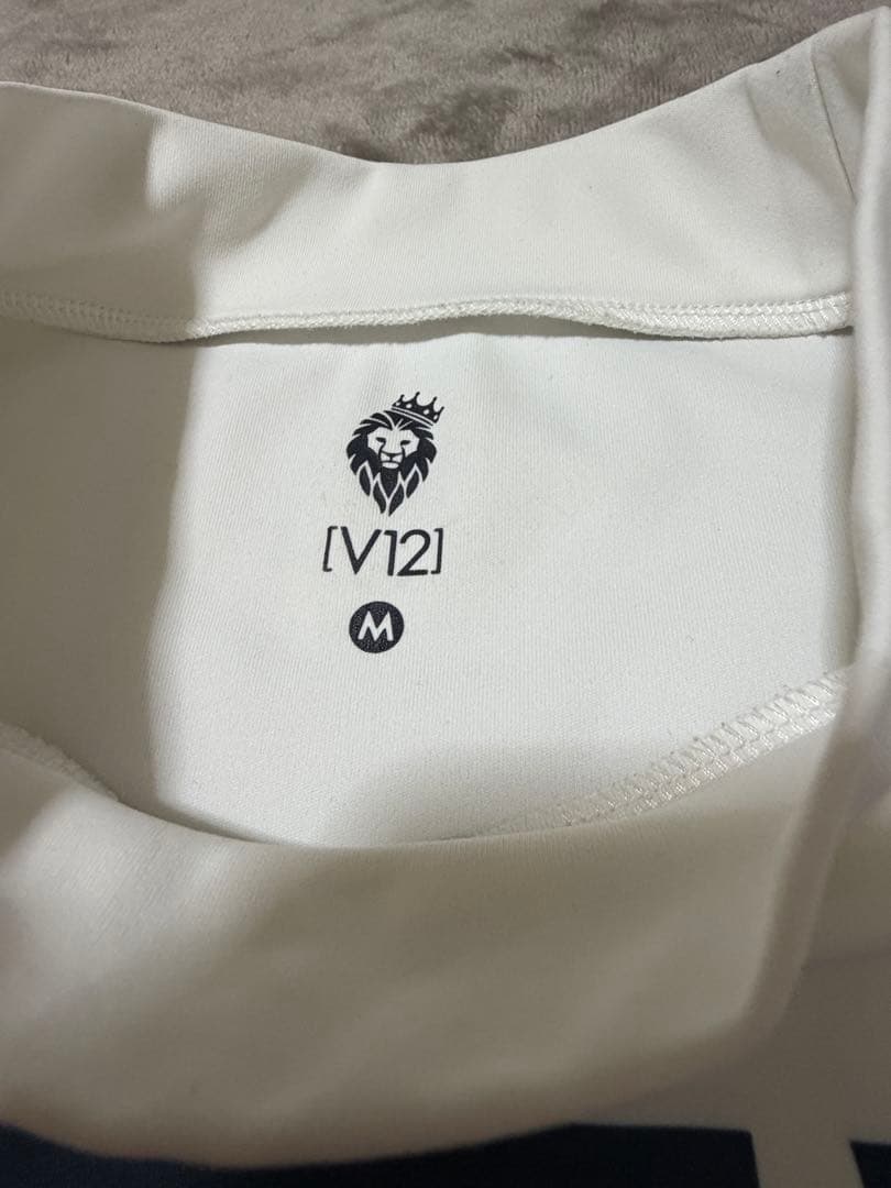 [V12] BIG TYPO MOCK Mサイズ