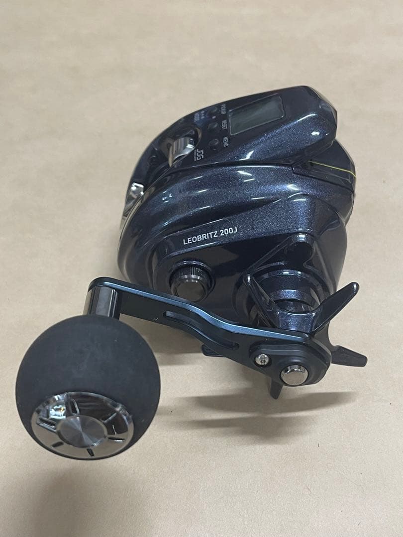 美品 DAIWAダイワ 23レオブリッツ 200J 電動リール1.3km/5h