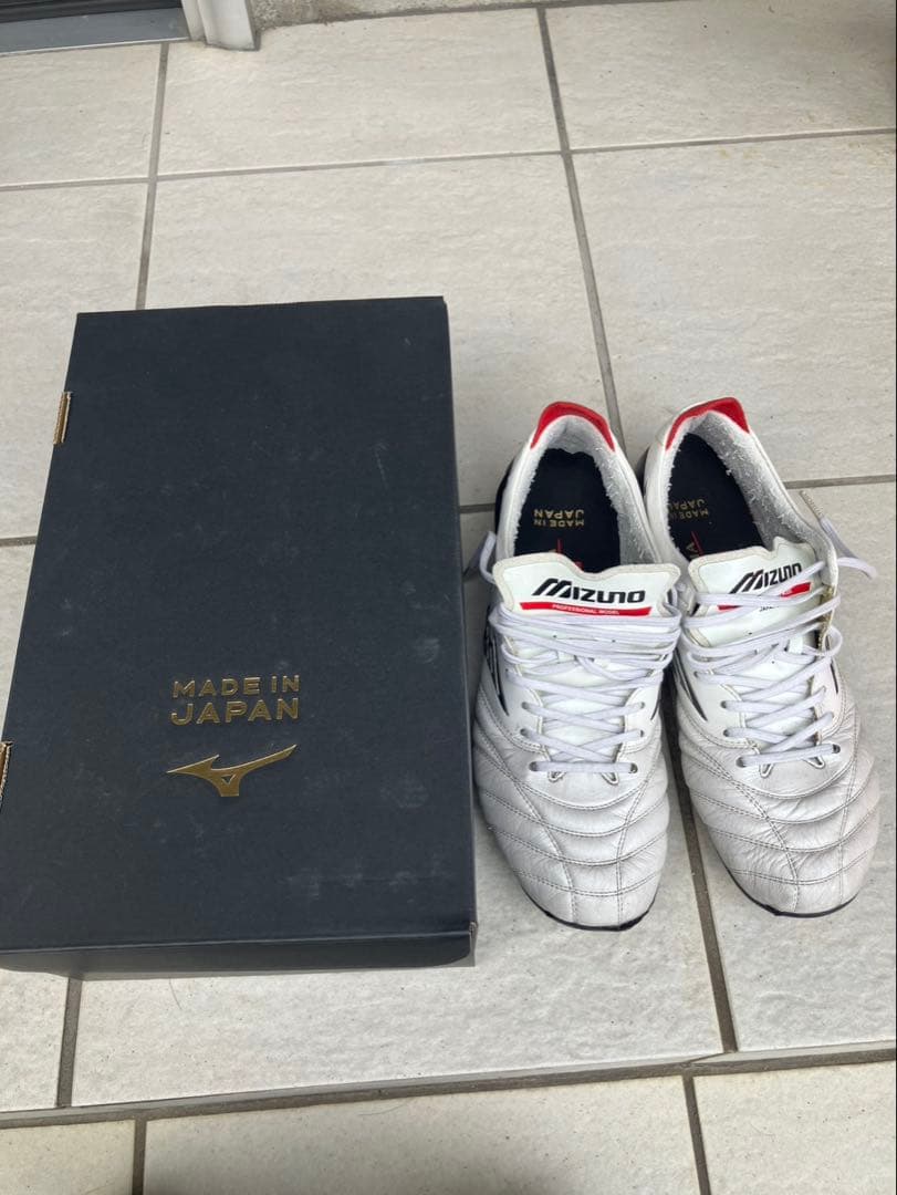 Mizuno Morelia II サッカーシューズ ホワイト/レッド