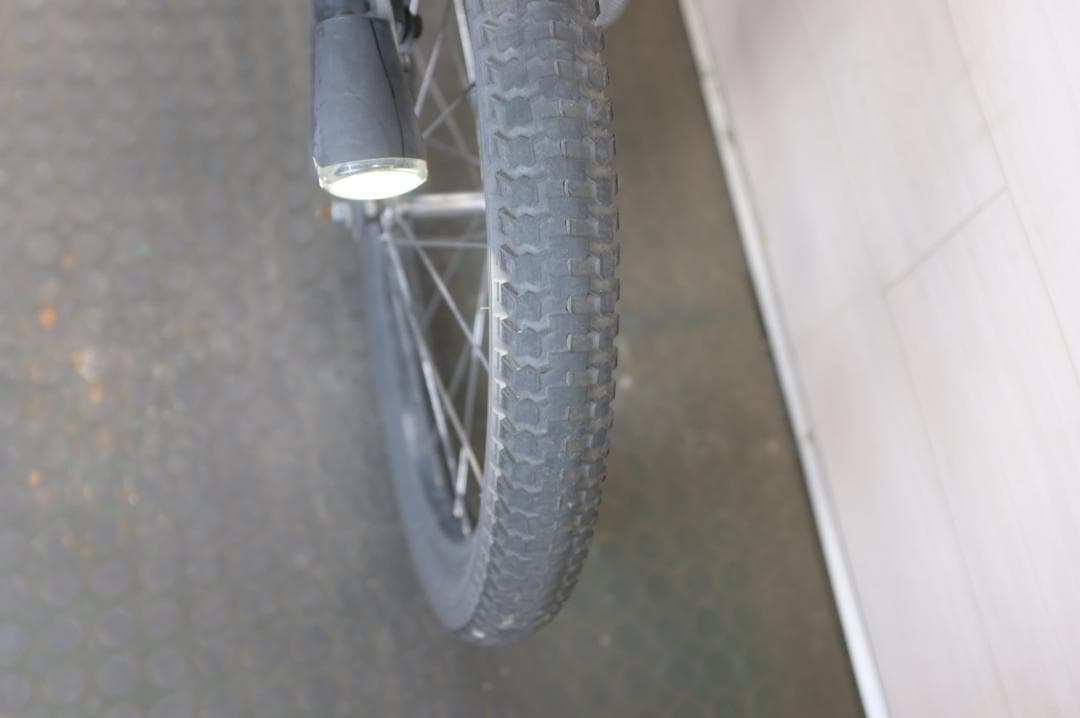 電動自転車 パナソニックギュット　20インチ　3段　8.0Ah充電器あり