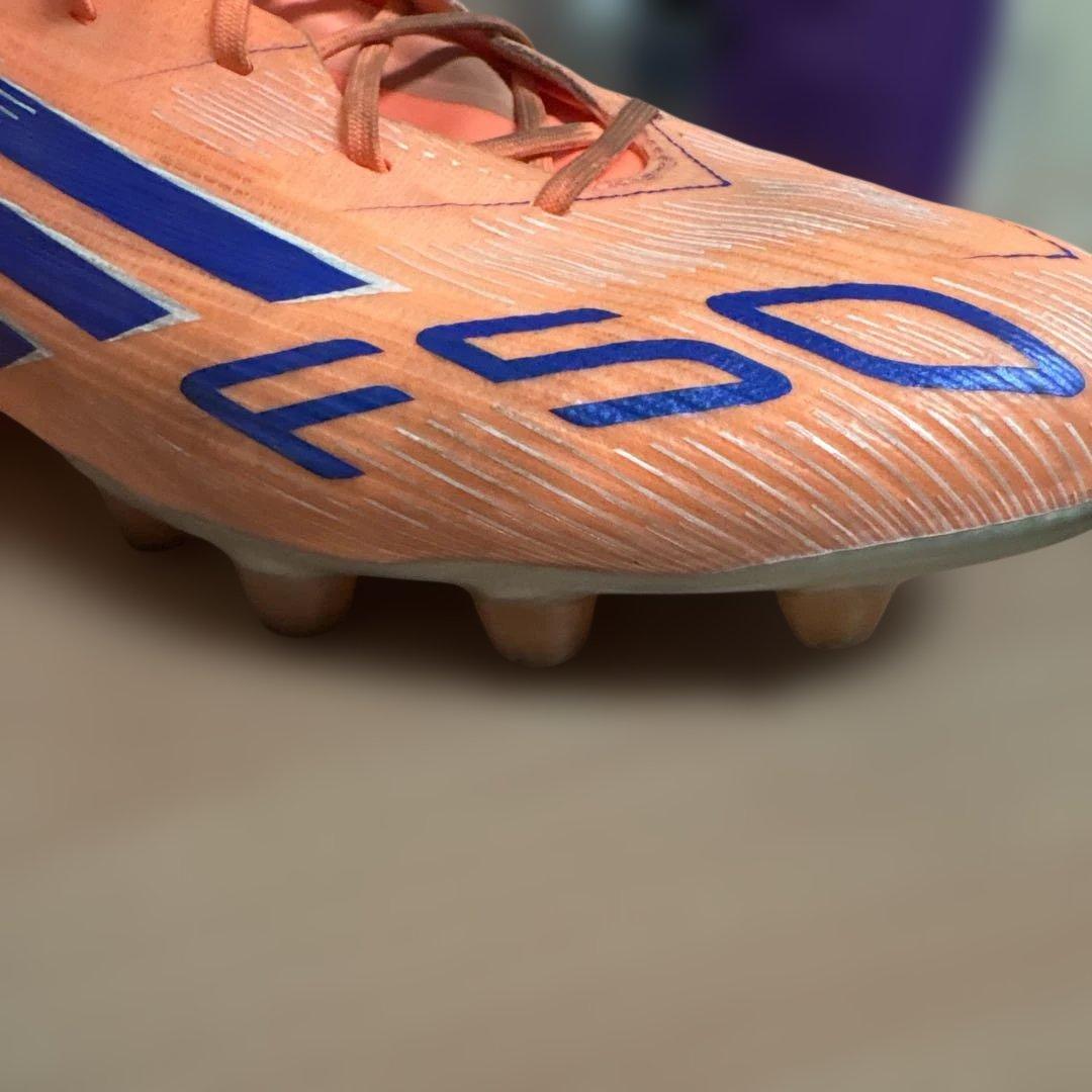 adidas F50 サッカーシューズ スパイク
