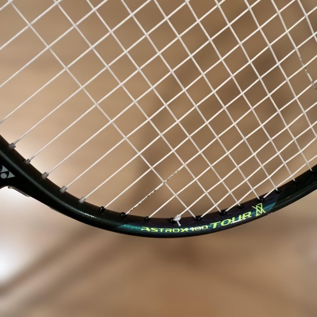 Yonex アストロクス100ツアー VA 4UG5 ケース付き