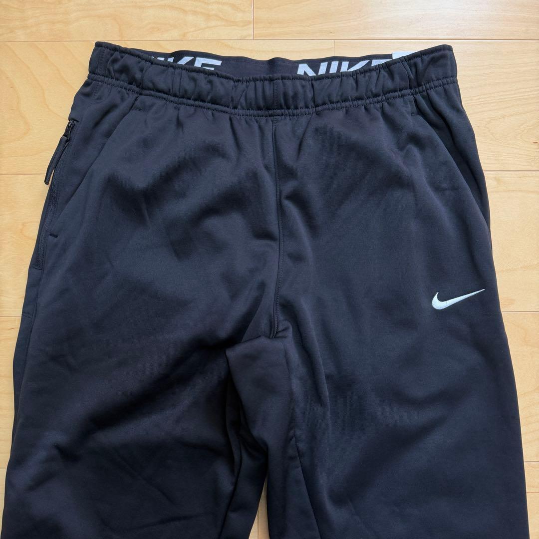 NIKE ジャージパンツ　テーパードパンツ　裏起毛　サーマフィット　黒　XL新品