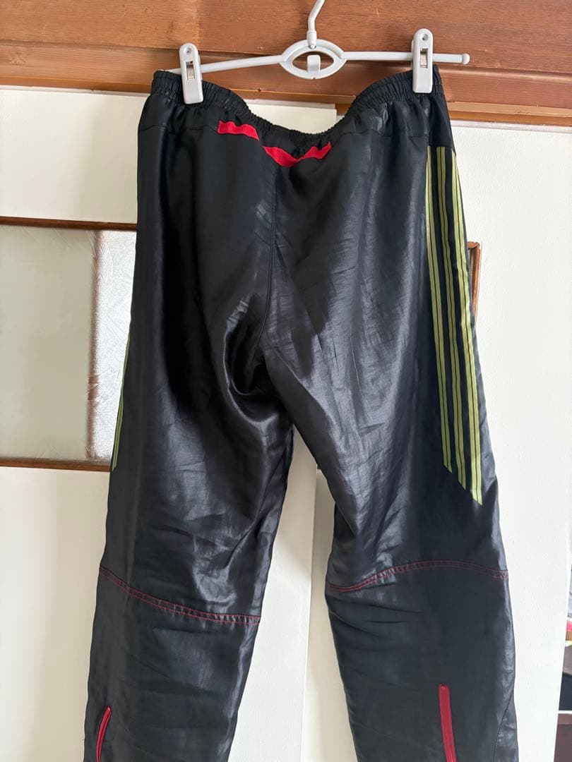 adidas プロフェッショナル セットと別のプロフェッショナル上下