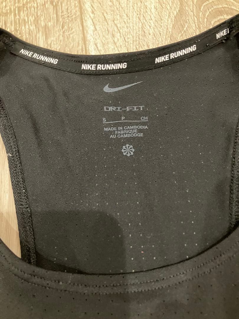 【セット売り】Nike DRI-FIT シングレット エアロスイフトタイツ