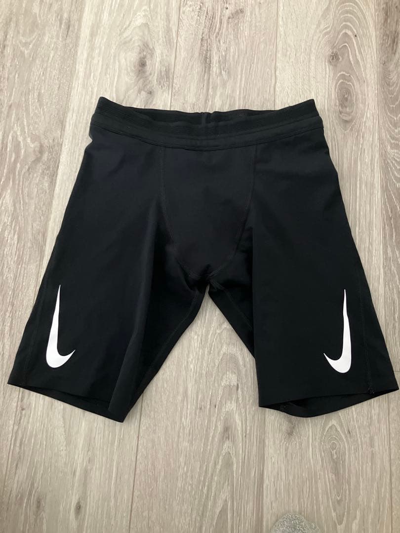 【セット売り】Nike DRI-FIT シングレット エアロスイフトタイツ