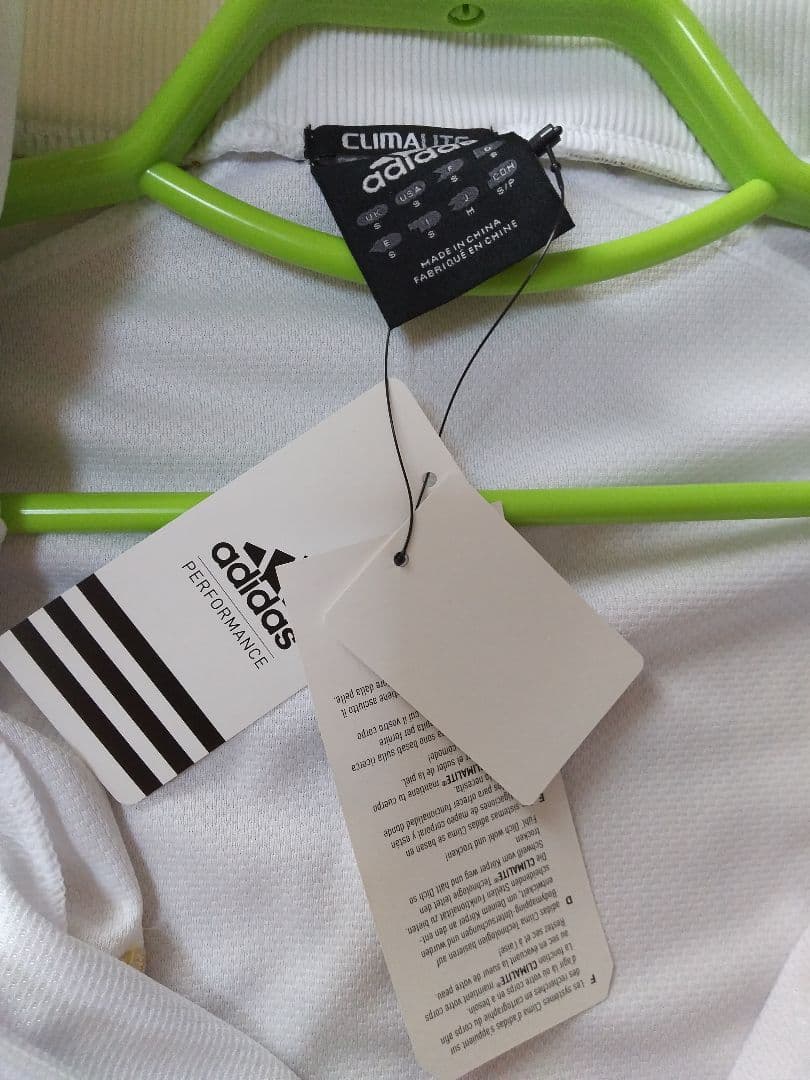 adidas ／ CLIMATITE ジャージジャケット ／ホワイト&ゴールド
